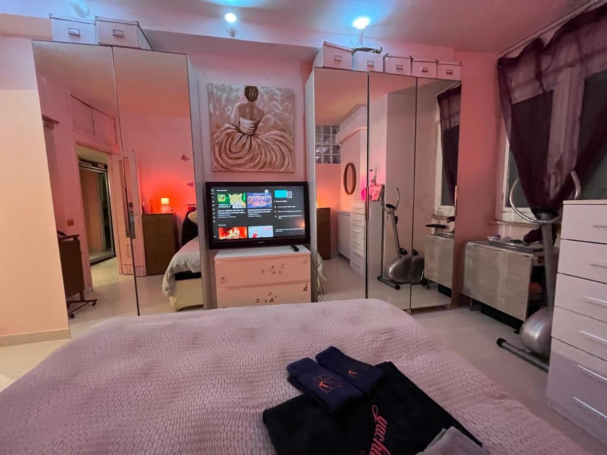 Apartamento Affitto Due Camere, Due Bagni In