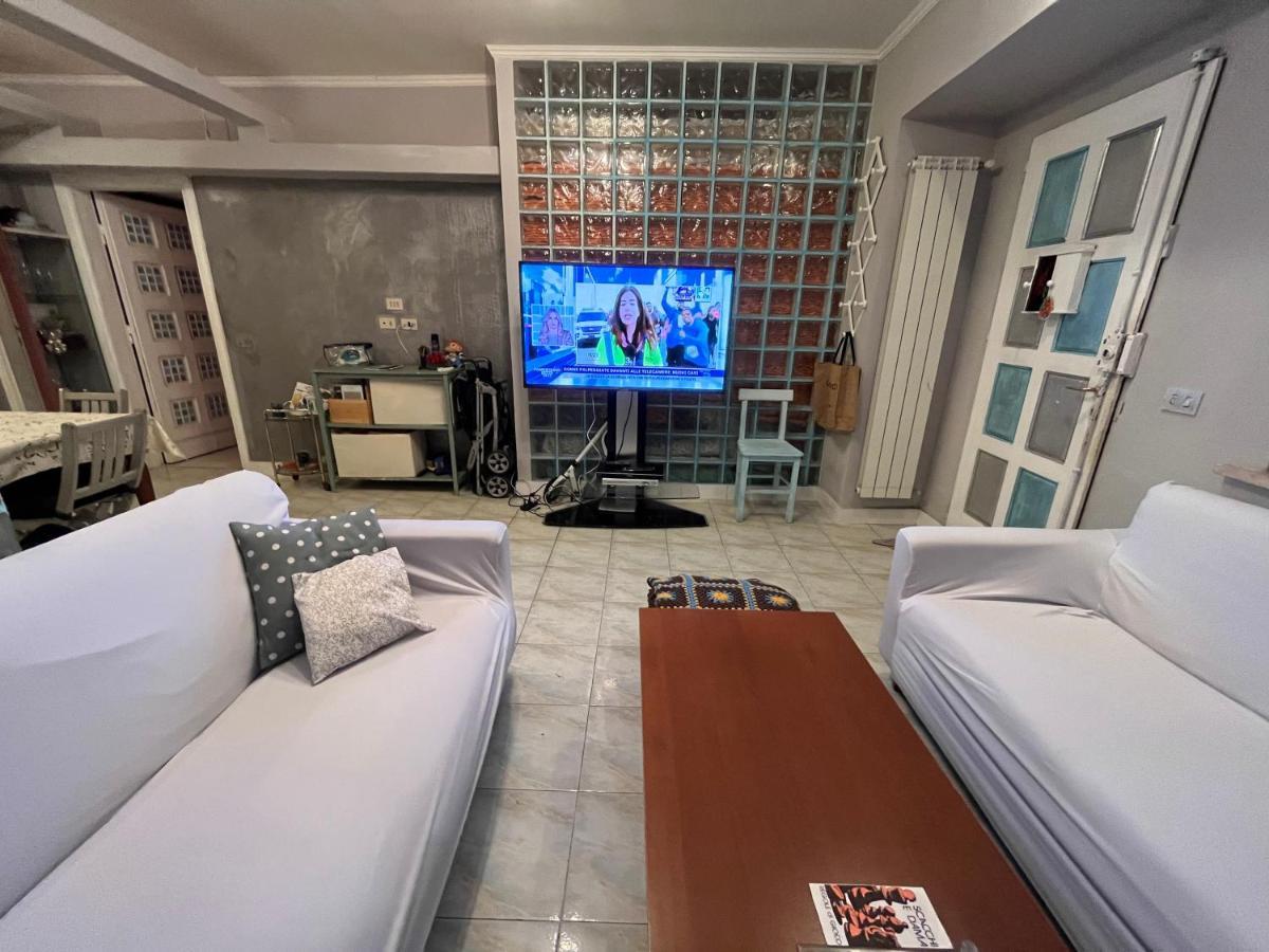 Apartamento Affitto Due Camere, Due Bagni In *